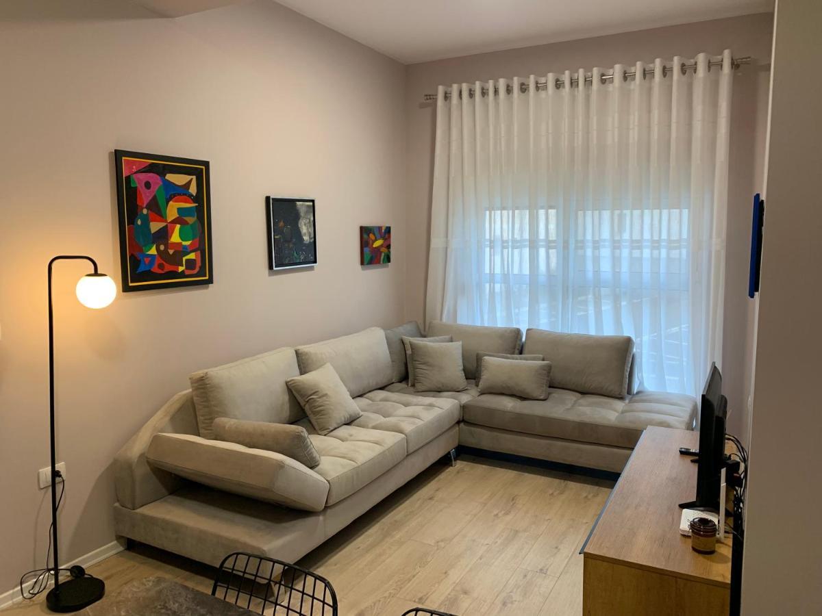 Lovely 1-Bedroom Condo In Tirana Wifi-Netflix-Ac Exterior foto